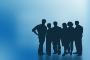 企业人事招聘奖励制度面临挑战,多方面完善优化迫在眉睫
